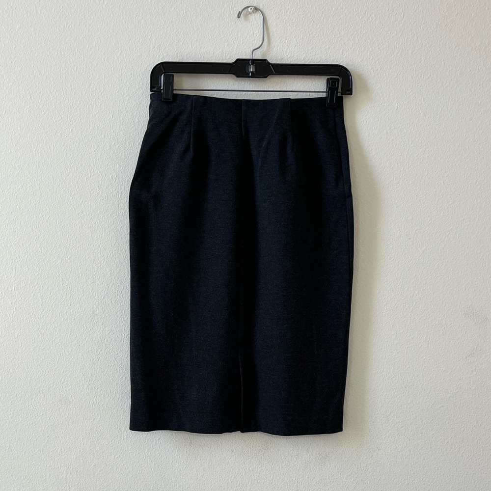 Uniqlo Classic Pencil Skirt - Picture 3 of 5